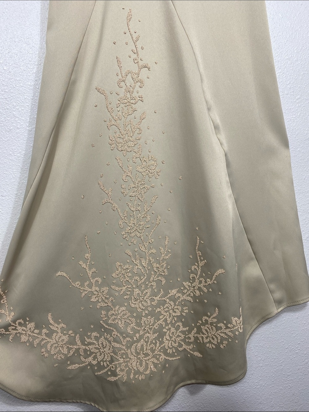 Eureka Elegant One-Shoulder Champagne Evening Gown Size M - Picture 6 of 16